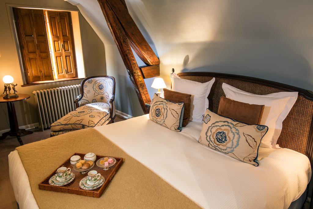 Chateau Le Clos Verneuil d'Avre et d'Iton Esterno foto