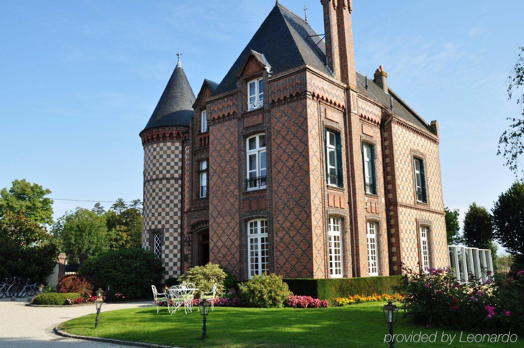 Chateau Le Clos Verneuil d'Avre et d'Iton Esterno foto